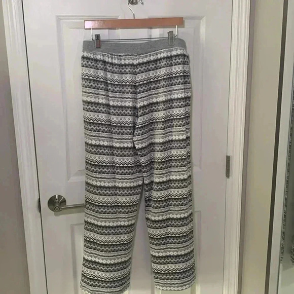 Nautical soft fleece pajamas size medium - Picture 3 of 11